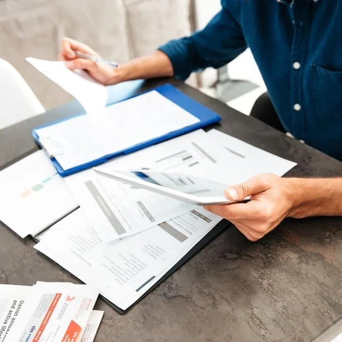 Visual listing essential documents for UAE mainland business registration
